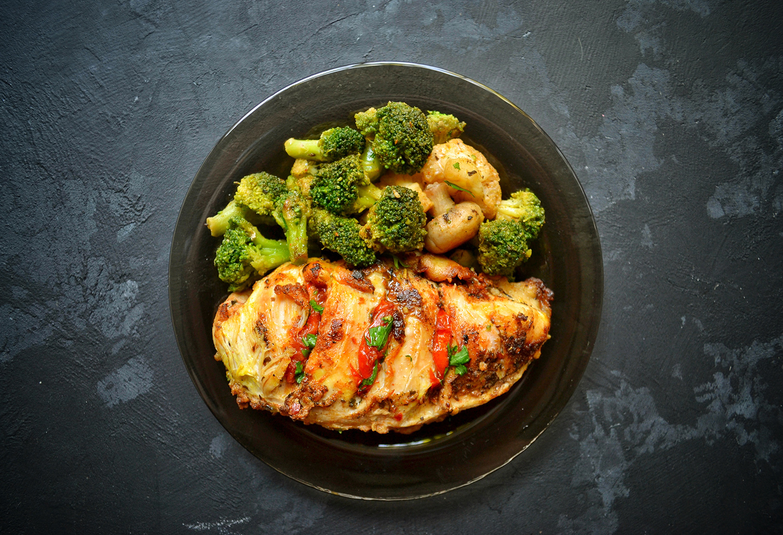 Fried chicken fillet. Broccoli and cauliflower. Baked chicken br