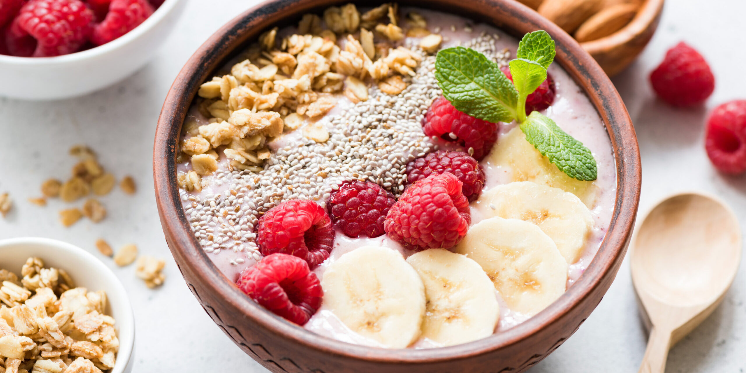 Superfood Acai Smoothie Bowl With Toppings