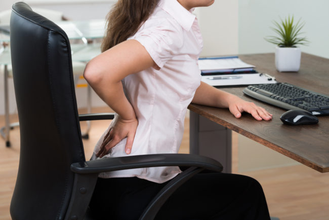 proper-posture-to-prevent-back-pain prevent back pain with proper posture