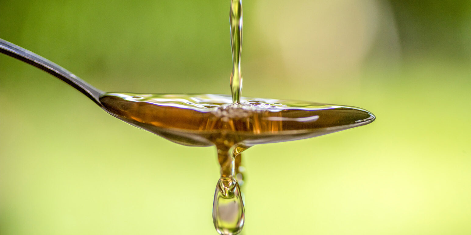 TheWell_apple cider vinegar benefits_GettyImages-992942464