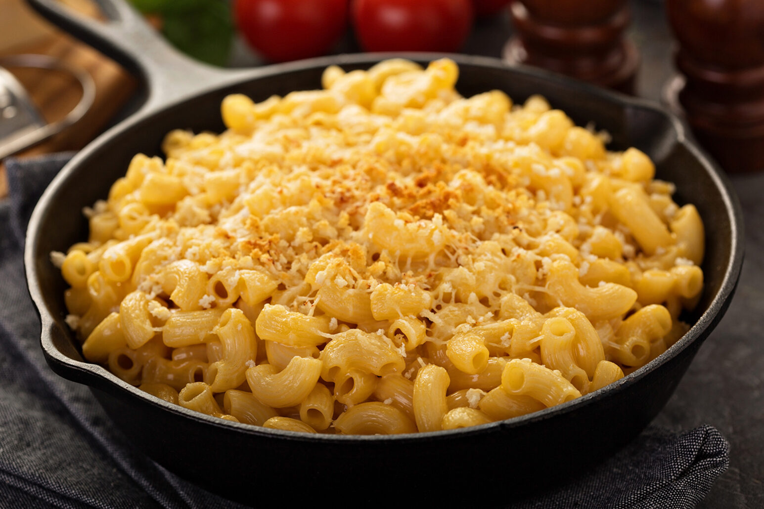Mac and cheese in a cast iron pan